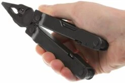 Leatherman Super Tool 300 Black, MOLLE-Holster -Böker || Spyderco || Cold Steel Verkaufsgeschäft LE6065 B NS 07 leatherman supertool 300 black le6065 b ns d7