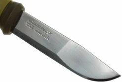Morakniv Outdoor 2000 Stainless, Grün -Böker || Spyderco || Cold Steel Verkaufsgeschäft MO2000 03 mora outdoor 2000 stainless groen mo2000 d3